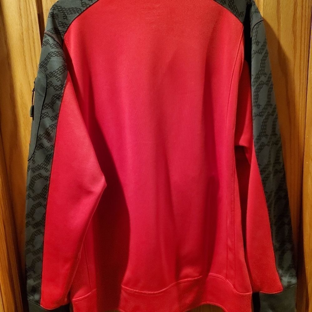 Nike Red DriFit Running Jacket - Picture 4 of 5
